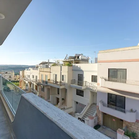 Relaxing 2Br Home With Private Balcony In Mellieha By 360 Estates Exterior photo