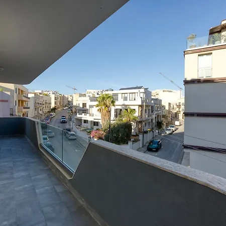 Relaxing 2Br Home With Private Balcony In Mellieha By 360 Estates Exterior photo