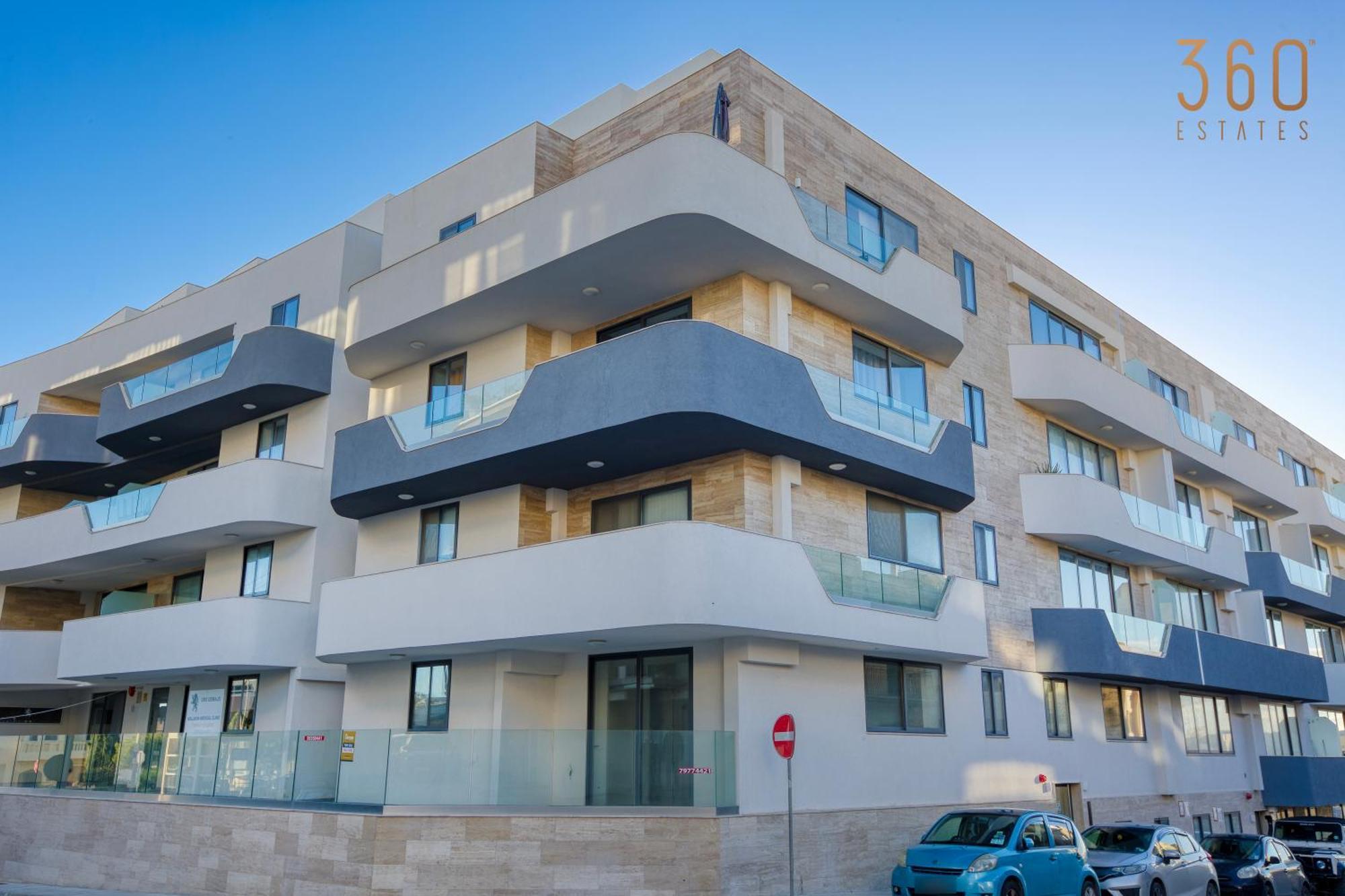 Relaxing 2br With Private Balcony In By 360 Estates المليحة